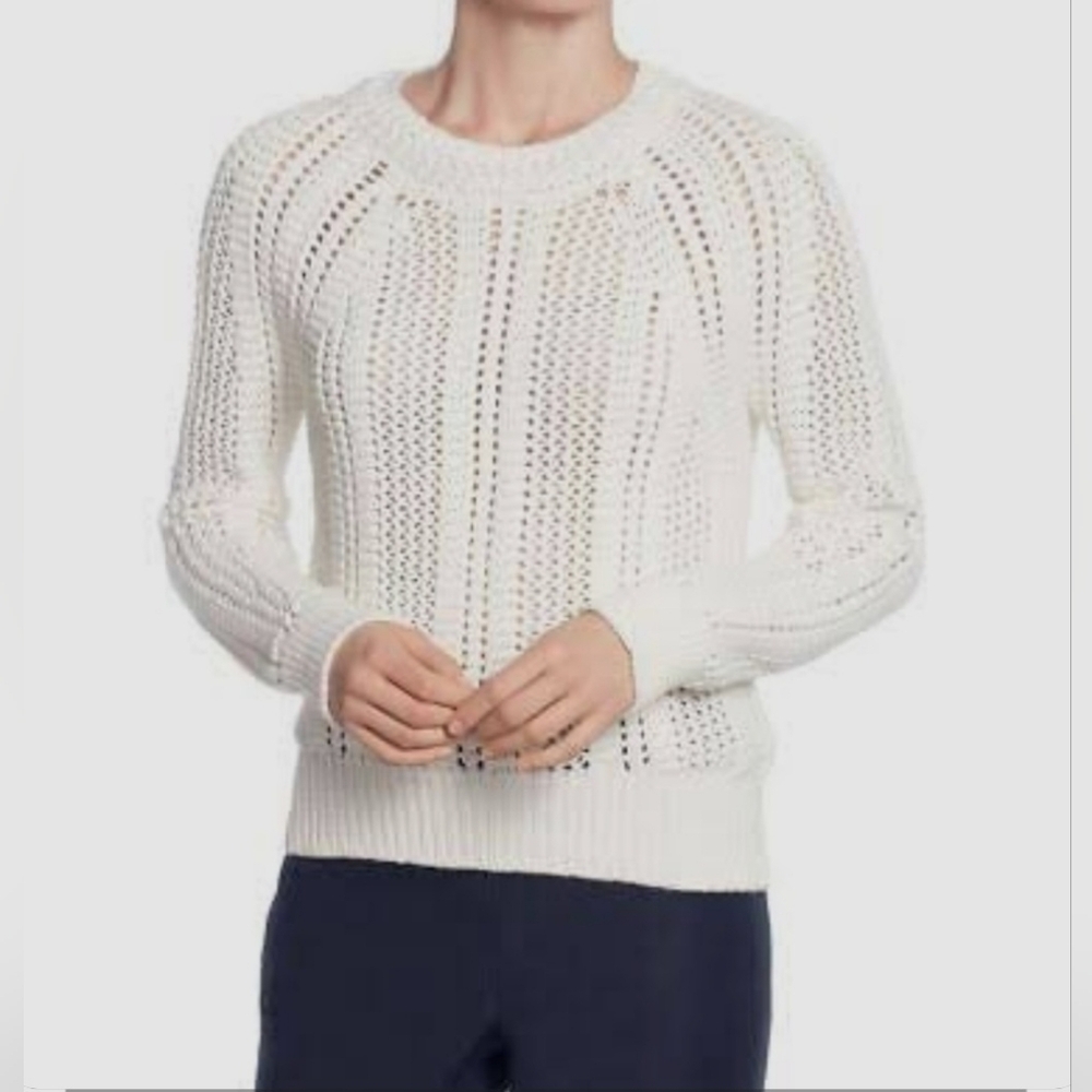 T Tahari Cream Crew Neck Sweatersize Small